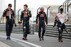 Max Verstappen, Scuderia Toro Rosso, Daniil Kvyat, Red Bull Racing, Carlos Sainz Jr., Scuderia Toro
