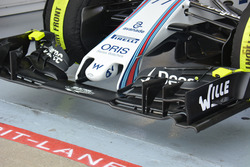 Williams FW38 neus detail