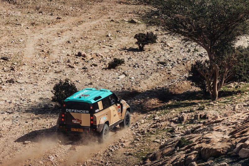 #504 Defender Rally, Defender D7X-R: Sara Price, Sean Berriman 