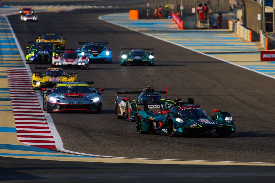#009 Aston Martin Thor Team Aston Martin Valkyrie: Alex Riberas, Marco Sorensen, Roman De Angelis