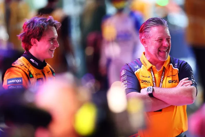 Oscar Piastri, McLaren, Zak Brown, McLaren