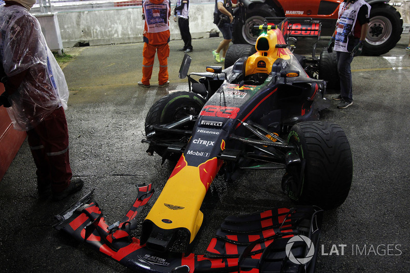 The damaged car of Max Verstappen, Red Bull Racing RB13 after crashing out of the race