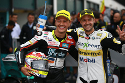 Le vainqueur, Dominique Aegerter, Kiefer Racing, et le deuxième, Thomas Luthi, CarXpert Interwetten