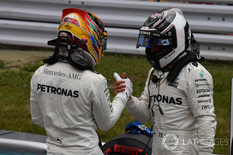 Lewis Hamilton, Mercedes AMG F1 y Valtteri Bottas, Mercedes AMG F1