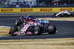Sergio Perez, Force India VJM11 y Pierre Gasly, Toro Rosso STR13