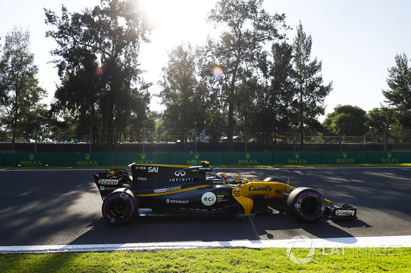 Carlos Sainz Jr., Renault Sport F1 Team RS17