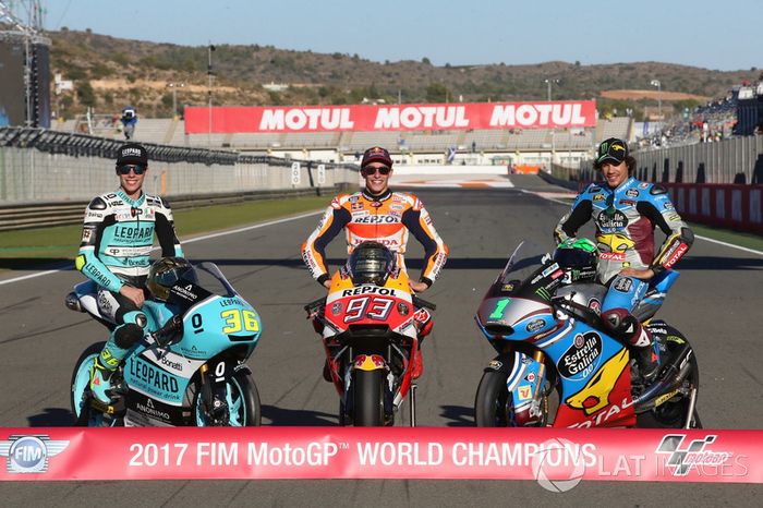 Los campeones de las tres categorías: Moto3 campeón Joan Mir, Leopard Racing MotoGP campeón Marc Márquez, Repsol Honda Team, Moto2 Campeón, Franco Morbidelli, Marc VDS