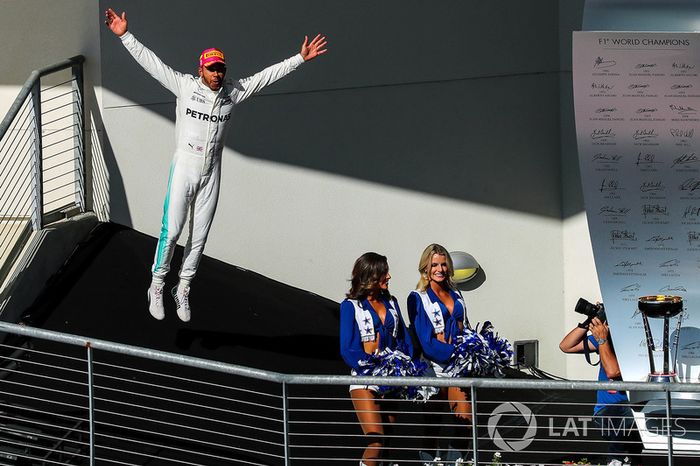 Ganador, Lewis Hamilton, Mercedes AMG F1 celebra