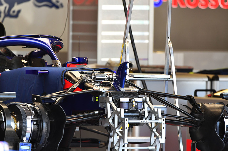 Scuderia Toro Rosso STR13