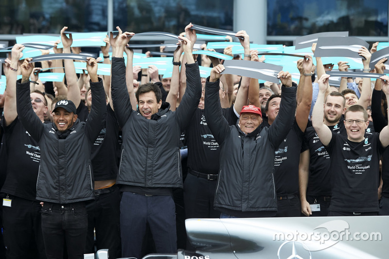 Lewis Hamilton, Mercedes AMG F1, Niki Lauda, Fahri Direktör, Mercedes AMG F1, Toto Wolff, Direktör M