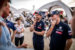 #308 Peugeot Sport Peugeot 3008 DKR: Cyril Despres, #300 Peugeot Sport Peugeot 3008 DKR: Stéphane Pe