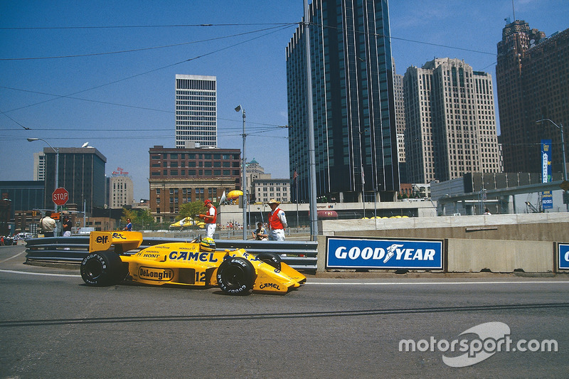Lotus 99T