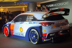 Hayden Paddon, Daniel Sordo, Thierry Neuville, Hyundai Motorsport, dévoilent la Hyundai i20 Coupe WRC 2017