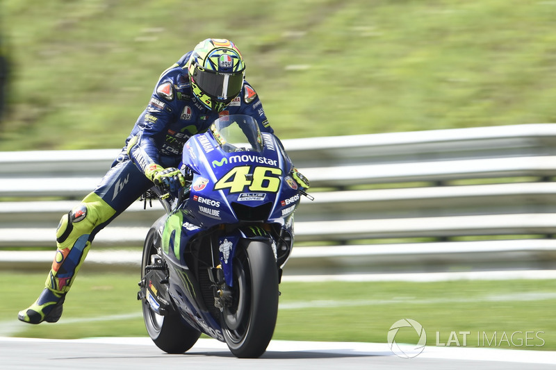Valentino Rossi, esperando la reacción de Yamaha