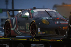 #73 Park Place Motorsports Porsche GT3 R: Патрік Ліндсі, Метт МакМаррі, Йорг Бергмайстер зупинились