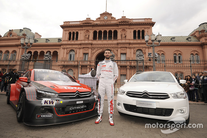 José María López, Citroën World Touring Car Team, Citroën C-Elysée WTCC durante la dimostrazione Cit