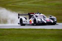 #1 Porsche Team, Porsche 919 Hybrid: Timo Bernhard, Mark Webber, Brendon Hartley