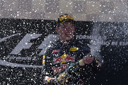 Макс Ферстаппен, Red Bull Racing святкує перемогу