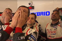 Blankes Entsetzen in der Toyota-Box (Screenshot)