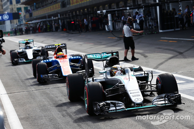 Lewis Hamilton, Mercedes AMG F1 W07 Hybrid