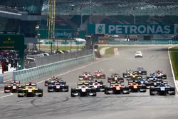Start of the second GP2 race