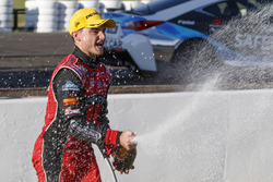 Podium: Sieger Tim Slade, Brad Jones Racing Holden