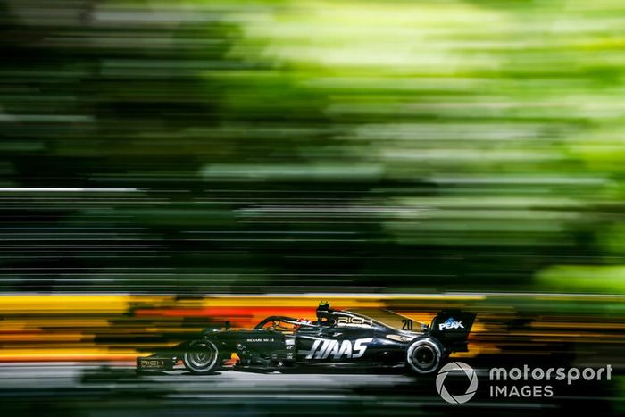 Kevin Magnussen, Haas VF-19