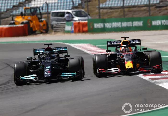 Lewis Hamilton, Mercedes W12, Max Verstappen, Red Bull Racing RB16B