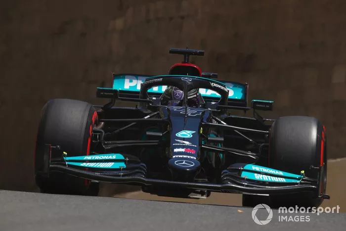 Lewis Hamilton, Mercedes W12