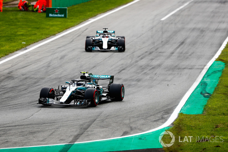 Bottas is asked to drive in formation with Hamilton