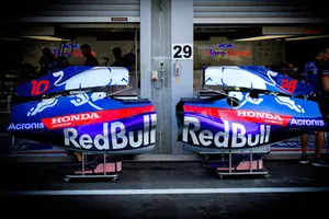 Scuderia Toro Rosso STR13