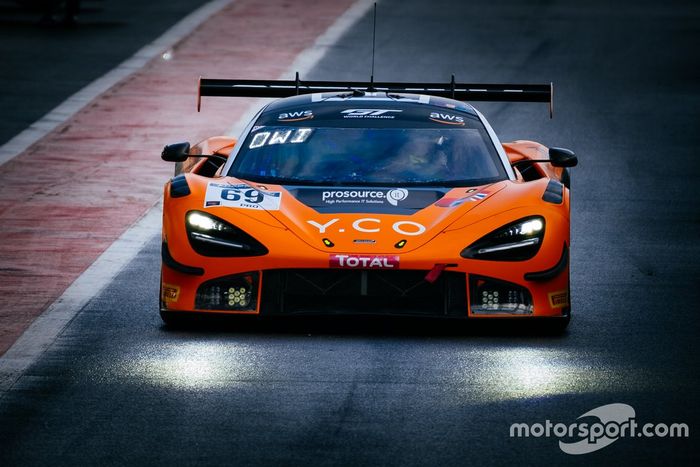 #69 Optimum Motorsport McLaren 720S GT3: Oliver Wilkinson, Rob Bell, Joe Osborne