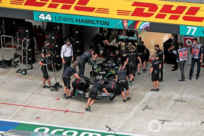 Lewis Hamilton, Mercedes F1 W11