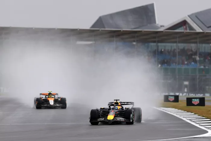 Lando Norris, McLaren, Max Verstappen, Red Bull Racing