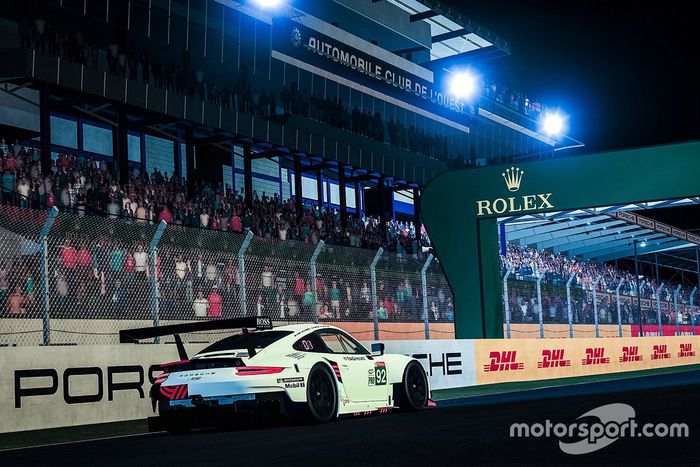 #92 Porsche Esports Team Porsche 911 RSR: Jaxon Evans, Matt Campbell, Mack Bakkum, Jeremy Bouteloup