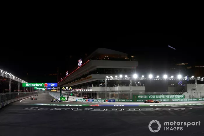 Charles Leclerc, Ferrari SF-24, Franco Colapinto, Williams FW46, Carlos Sainz, Ferrari SF-24 