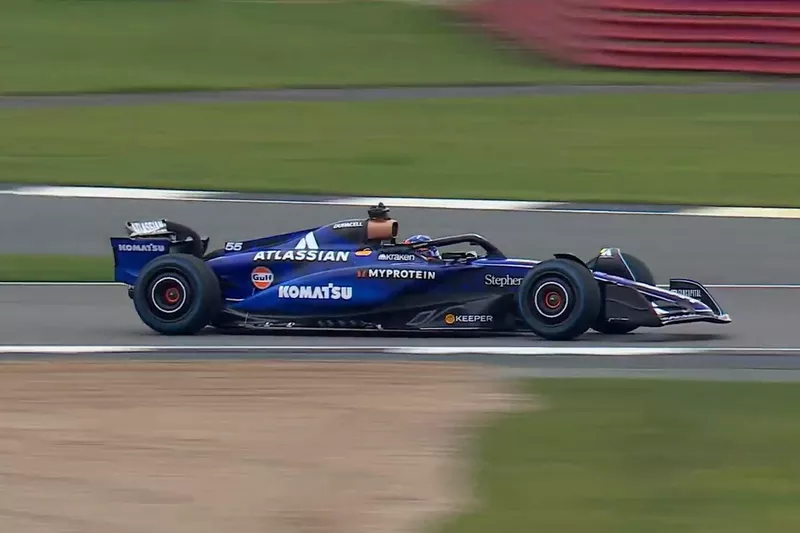 Carlos Sainz, Williams FW47
