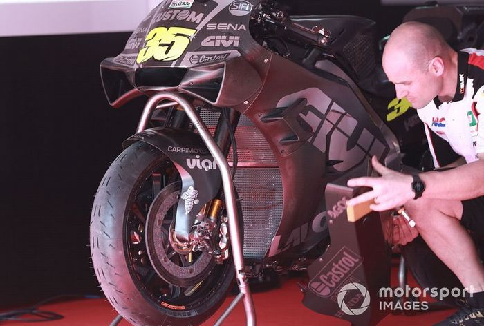 Cal Crutchlow, Team LCR Honda's Honda