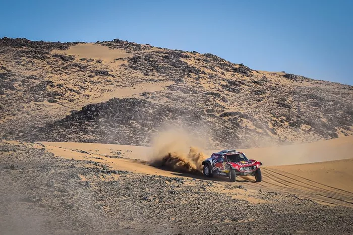 #305 JCW X-Raid Team: Carlos Sainz, Lucas Cruz