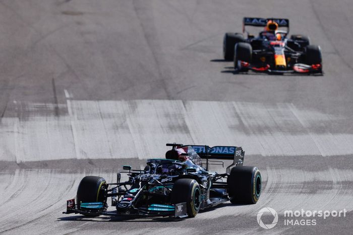 Lewis Hamilton, Mercedes W12, Max Verstappen, Red Bull Racing RB16B