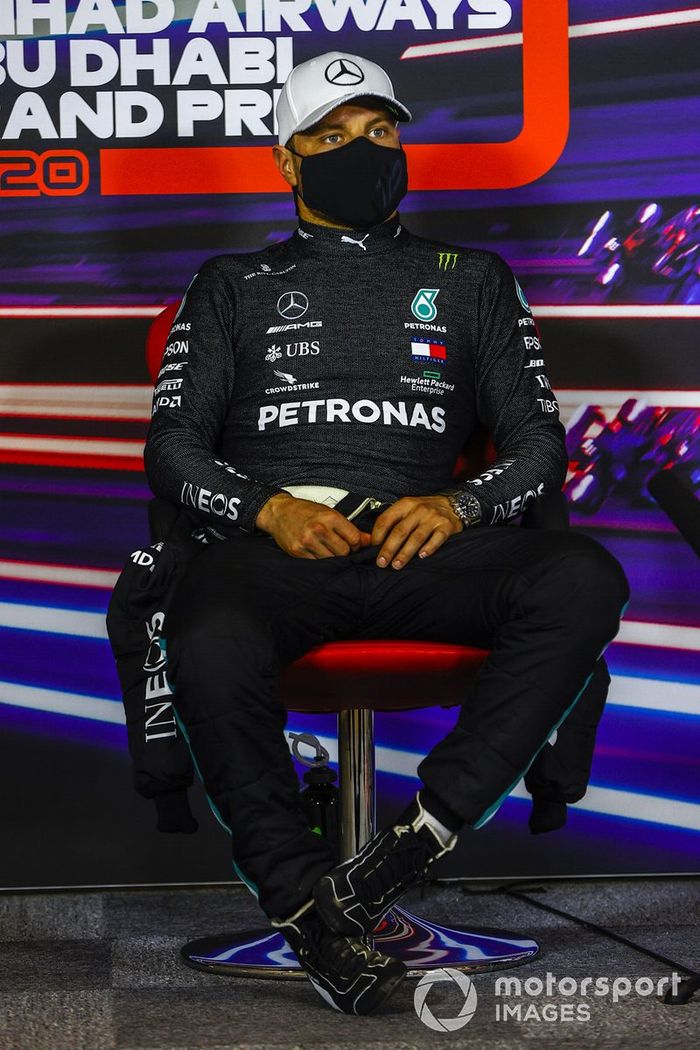 Valtteri Bottas, Mercedes-AMG F1, en la conferencia de prensa después de la carrera