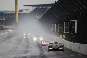 #5 Proton Competition Porsche 963: Gianmaria Bruni, Bent Viscaal, Alessio Picariello