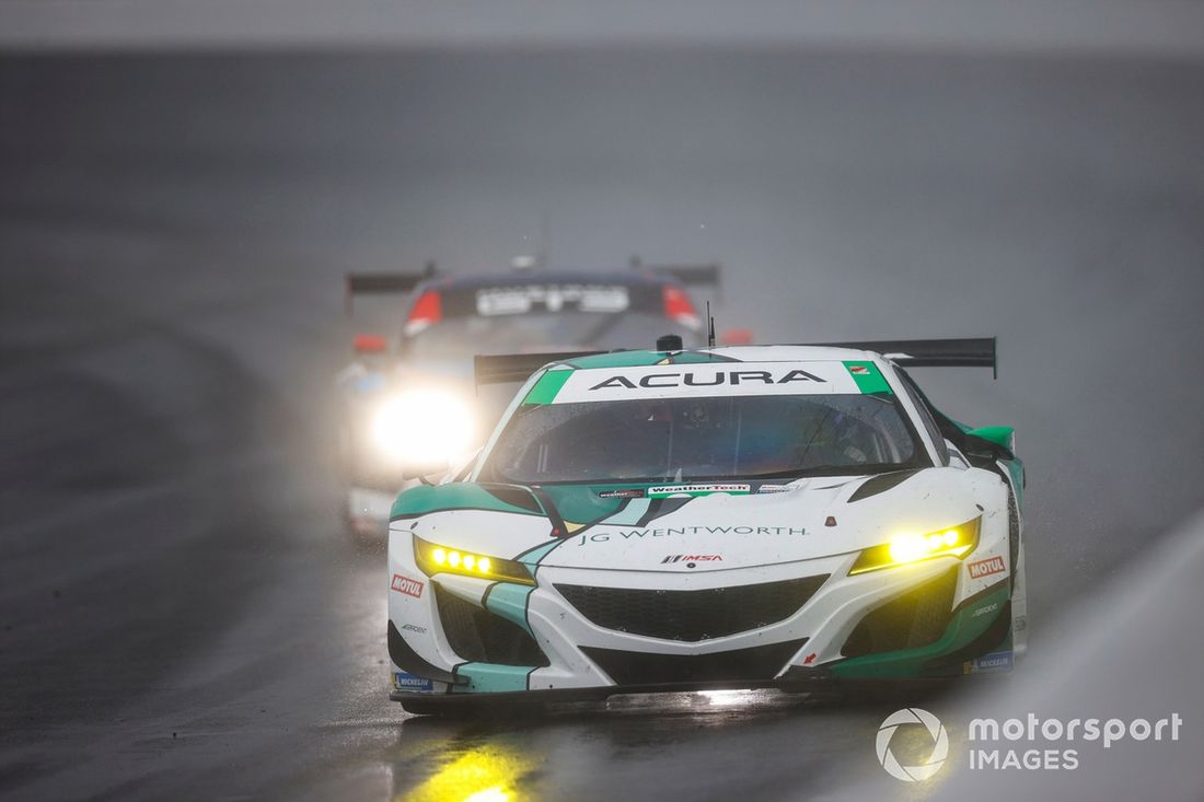 #66 Gradient Racing Acura NSX GT3: Sheena Monk, Tati Calderon, Stevan McAleer