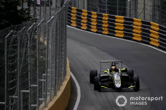 Callum Ilott, Carlin