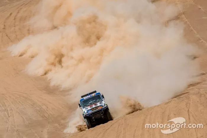 #518 Team Kamaz Master: Andrey Karginov, Igor Leonov, Andrey Mokeev