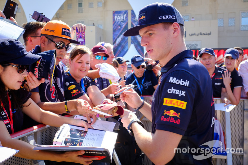 Макс Ферстаппен, Red Bull Racing RB14, уболівальники