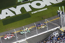 Restart : Austin Theriault, Brad Keselowski Racing Ford mène