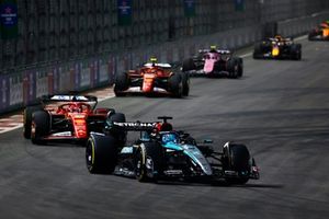 George Russell, Mercedes F1 W15, Charles Leclerc, Ferrari SF-24, Carlos Sainz, Ferrari SF-24