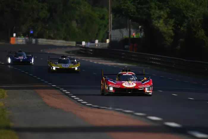 #51 AF Corse Ferrari 499P: Alessandro Pier Guidi, James Calado, Antonio Giovinazzi