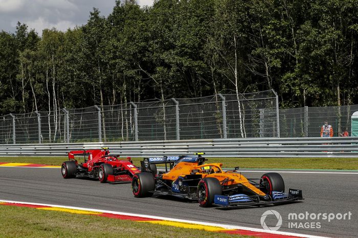 Lando Norris, McLaren MCL35, Charles Leclerc, Ferrari SF1000